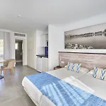 Apartamentos Sea Club