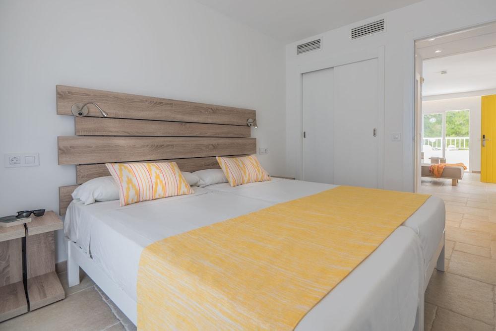 Sea Club Hotel 3*
